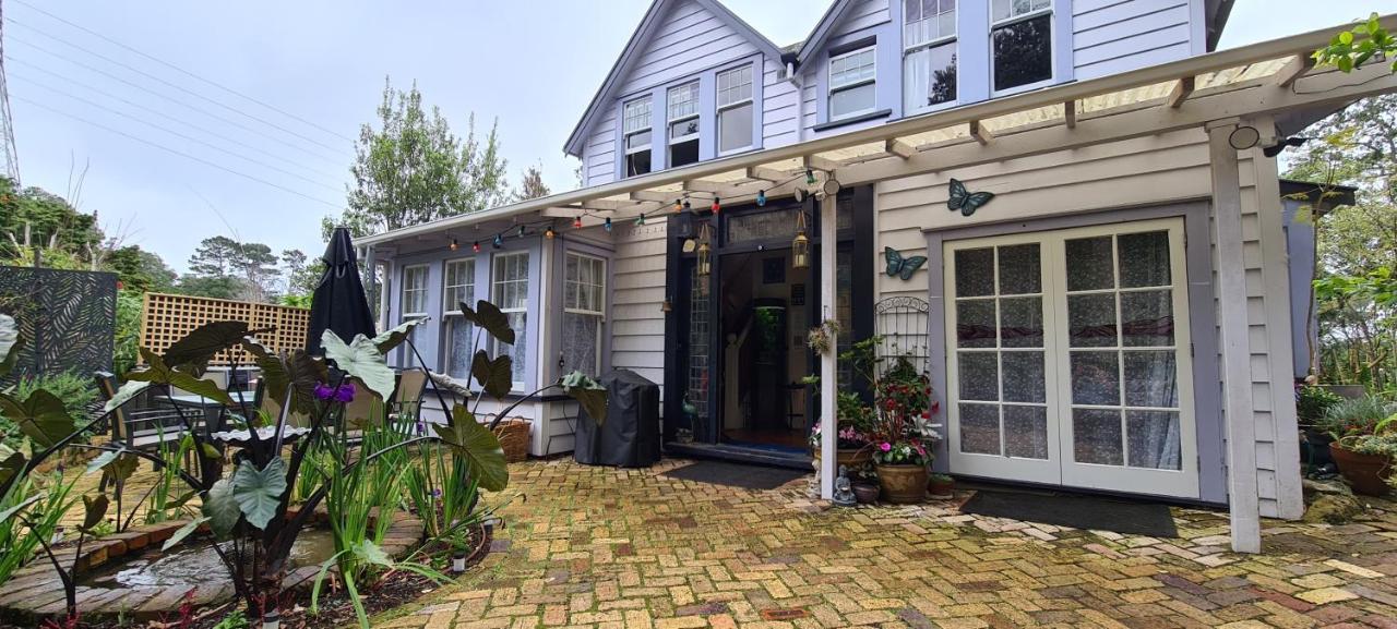 Dovecote House Bed & Breakfast Auckland Exterior photo